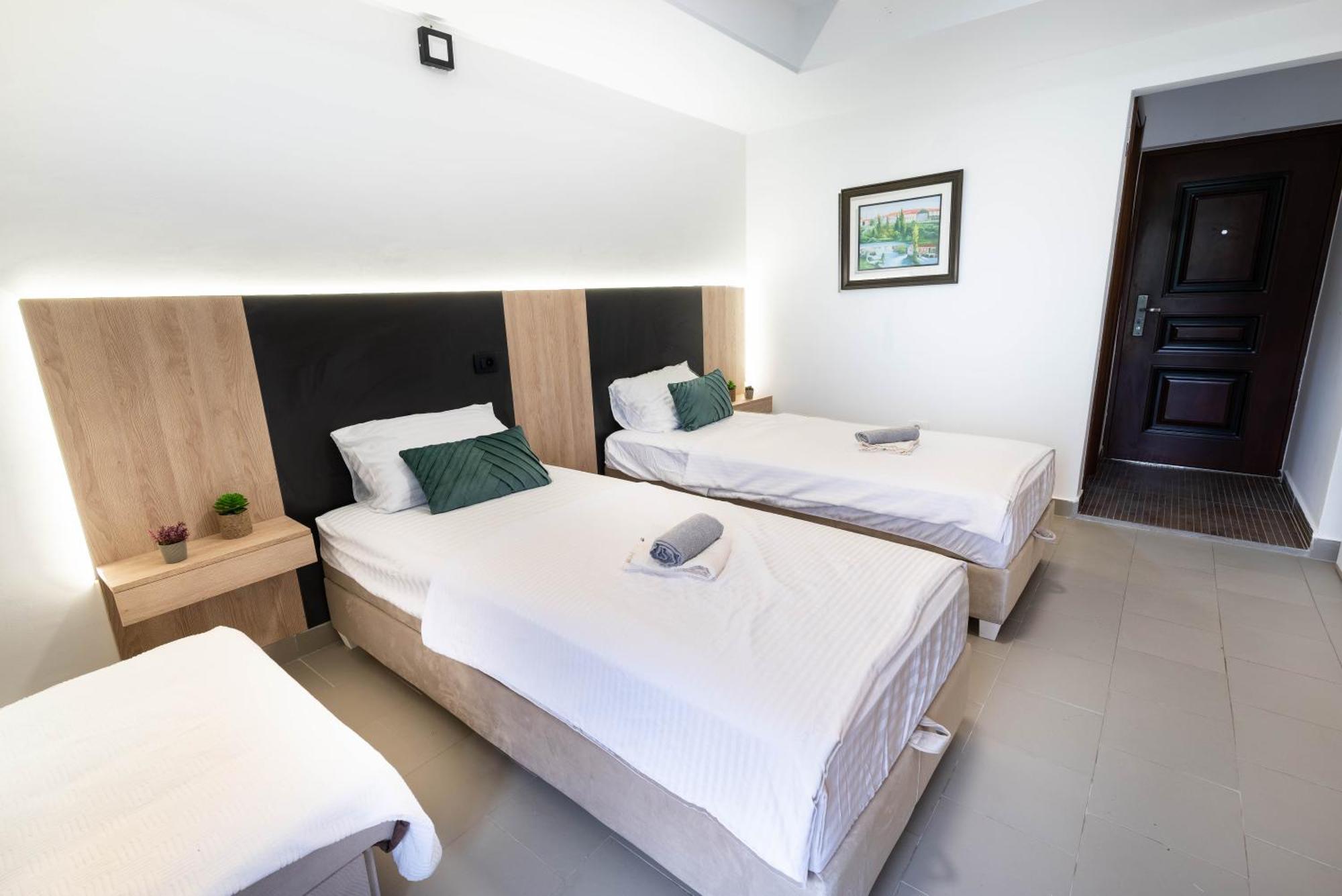 Studio Apartment Cudo Nevidjeno Karuc Eksteriør bilde